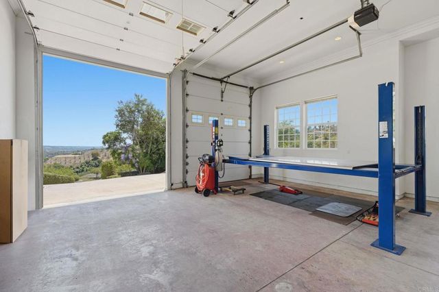 2292 Dos Lomas, Fallbrook, CA 92028