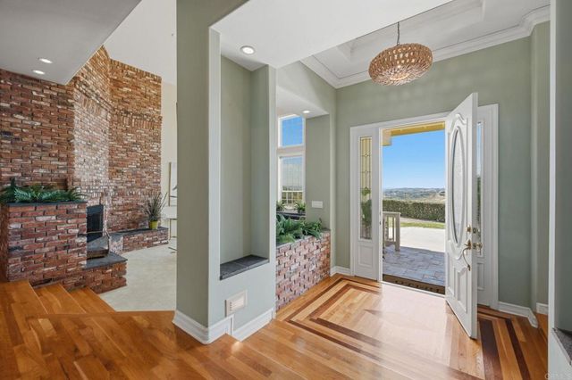 2292 Dos Lomas, Fallbrook, CA 92028