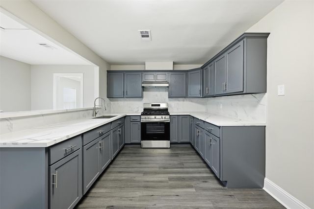 7514 Meadowshire Street, Houston, TX 77037