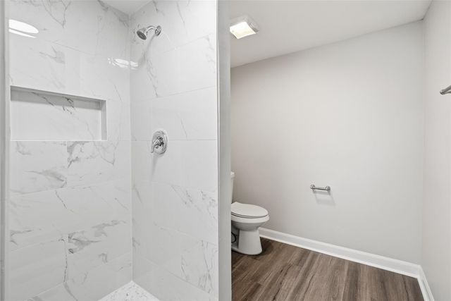 7514 Meadowshire Street, Houston, TX 77037