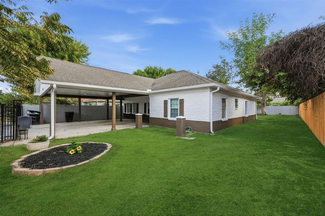 7514 Meadowshire Street, Houston, TX 77037