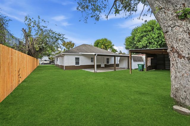 7514 Meadowshire Street, Houston, TX 77037