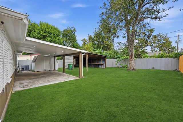 7514 Meadowshire Street, Houston, TX 77037