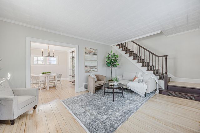 912 11th Street S, Moorhead, MN 56560