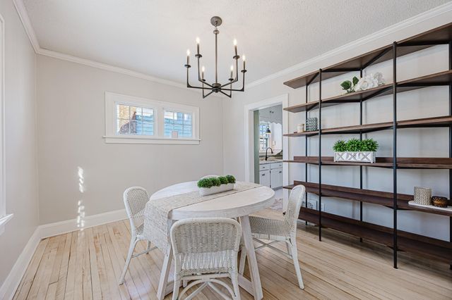 912 11th Street S, Moorhead, MN 56560