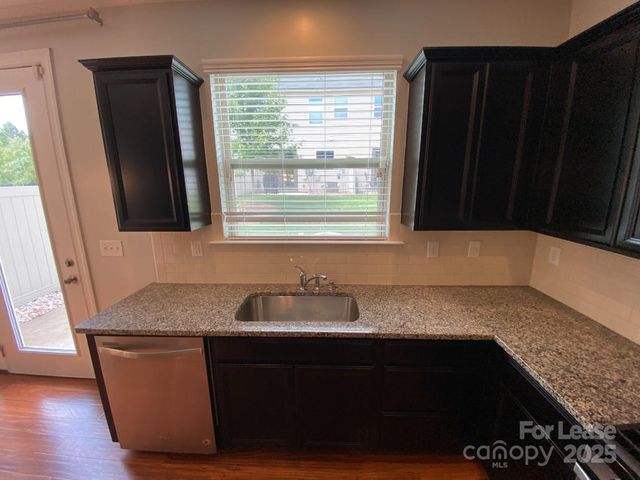 5507 Trieg Drive, Charlotte, NC 28278