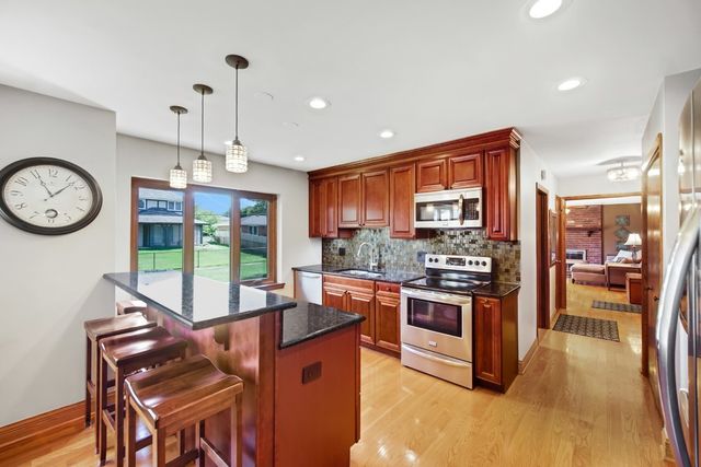 14453 S 88th Avenue, Orland Park, IL 60462