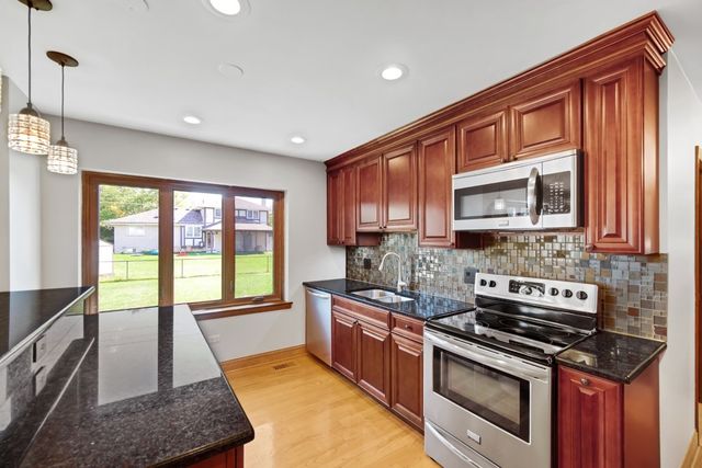 14453 S 88th Avenue, Orland Park, IL 60462