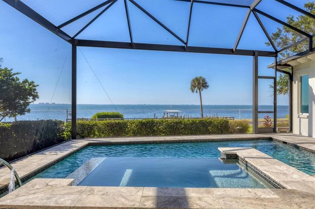 7927 LONGBAY BOULEVARD, Sarasota, FL 34243