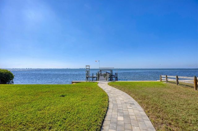 7927 LONGBAY BOULEVARD, Sarasota, FL 34243