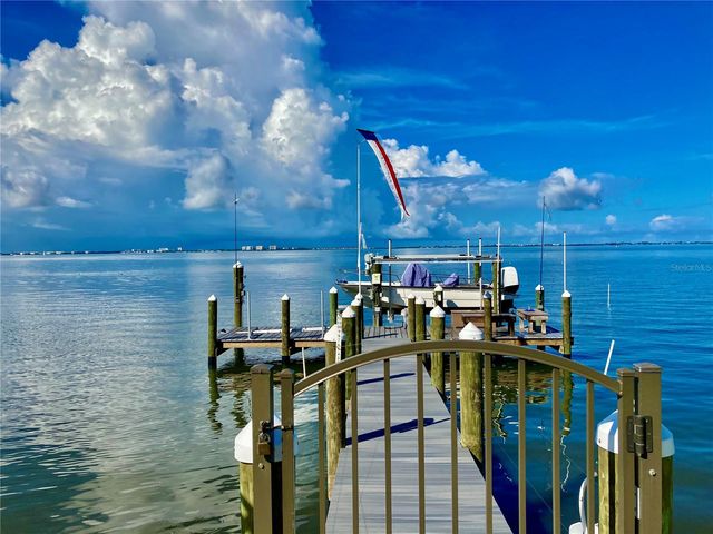 7927 LONGBAY BOULEVARD, Sarasota, FL 34243