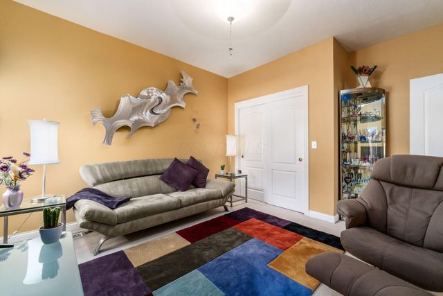 6033 Mcnaughten Grove Lane, Columbus, OH 43213