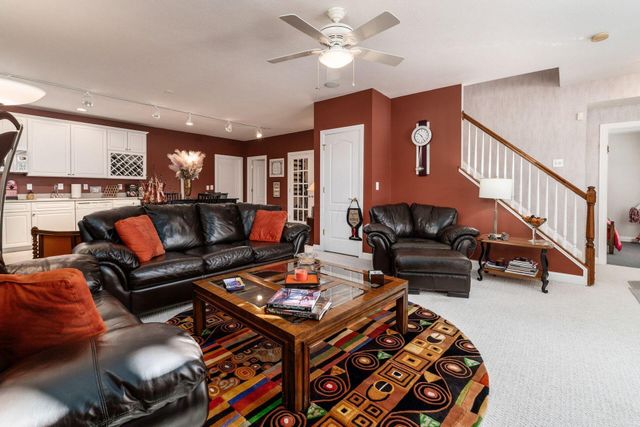 6033 Mcnaughten Grove Lane, Columbus, OH 43213