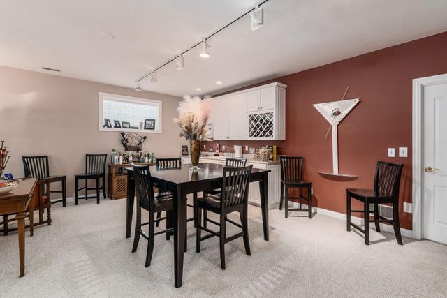 6033 Mcnaughten Grove Lane, Columbus, OH 43213