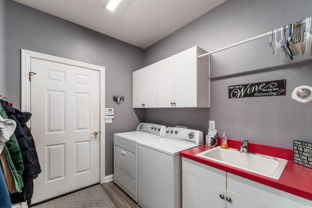 6033 Mcnaughten Grove Lane, Columbus, OH 43213