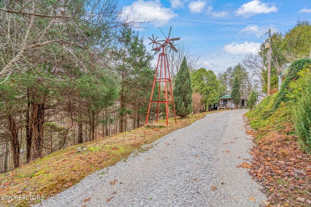 3089 Cedar Creek Rd, Lafollette, TN 37766