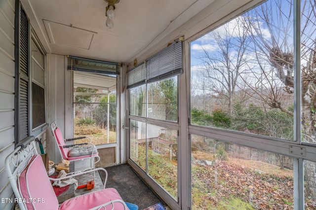 3089 Cedar Creek Rd, Lafollette, TN 37766