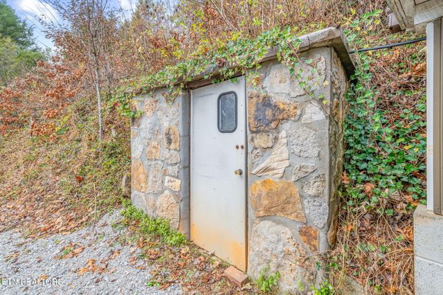 3089 Cedar Creek Rd, Lafollette, TN 37766