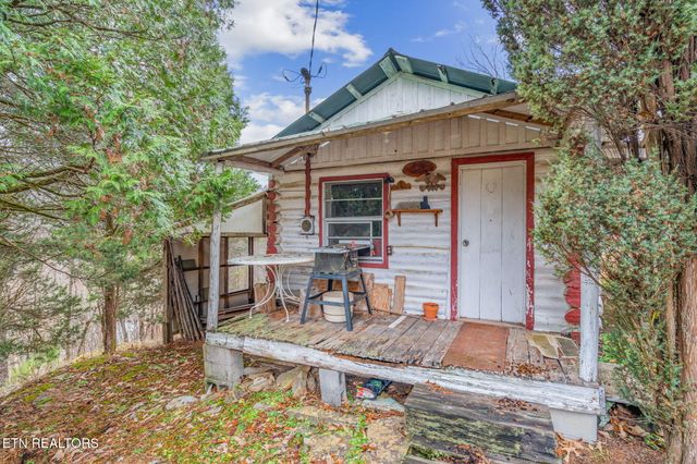 3089 Cedar Creek Rd, Lafollette, TN 37766