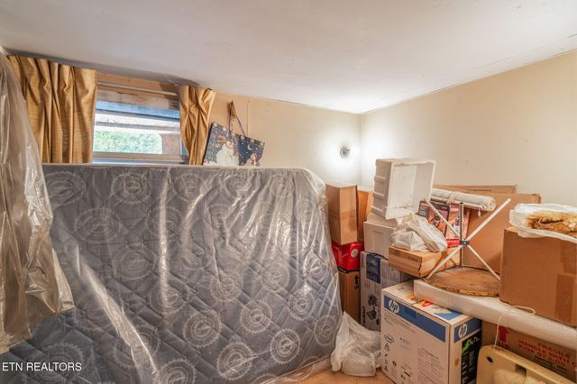 3089 Cedar Creek Rd, Lafollette, TN 37766