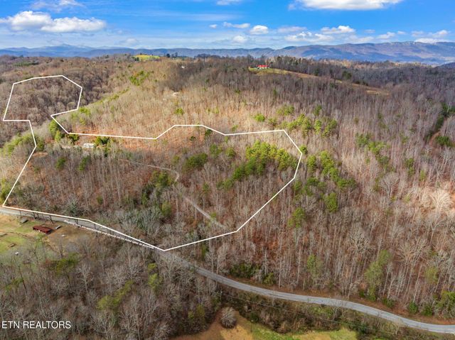 3089 Cedar Creek Rd, Lafollette, TN 37766