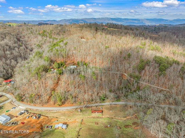 3089 Cedar Creek Rd, Lafollette, TN 37766