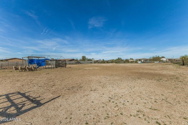 15806 W HOPI Drive, Casa Grande, AZ 85122
