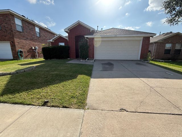 301 Trenton Drive, Wylie, TX 75098