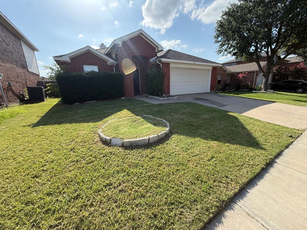 301 Trenton Drive, Wylie, TX 75098