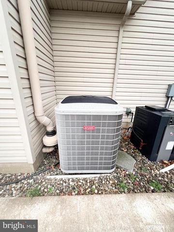 27 COPPER LN, Reedsville, PA 17084