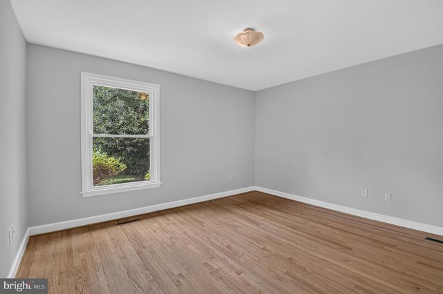9612 ANNLEE TER, Bethesda, MD 20817