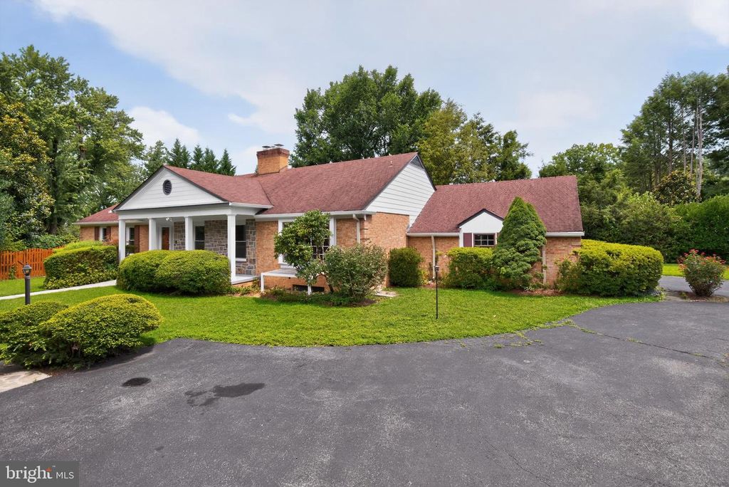 9612 ANNLEE TER, Bethesda, MD 20817