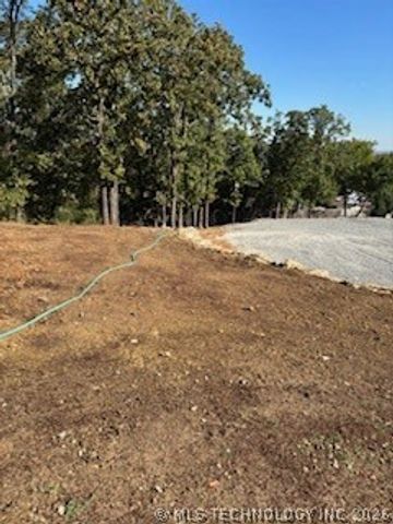 6319 E 84th Street S, Tulsa, OK 74137