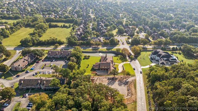 6319 E 84th Street S, Tulsa, OK 74137