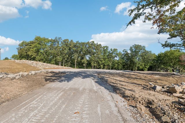 6319 E 84th Street S, Tulsa, OK 74137