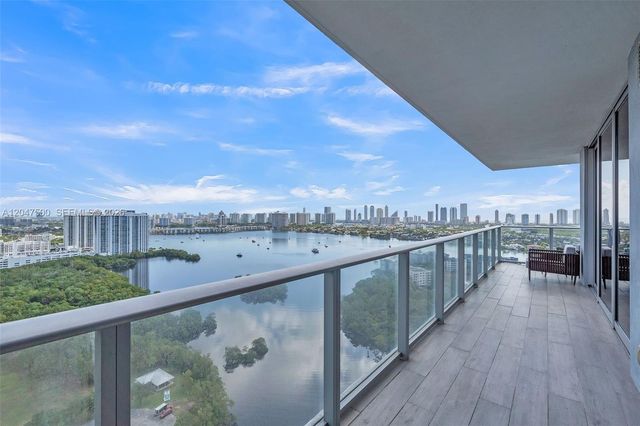 16385 Biscayne Boulevard 2707, North Miami Beach, FL 33160