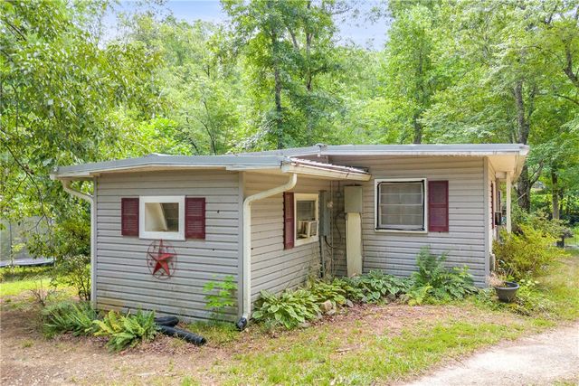 490 Lisa Lane, Mountain Rest, SC 29664