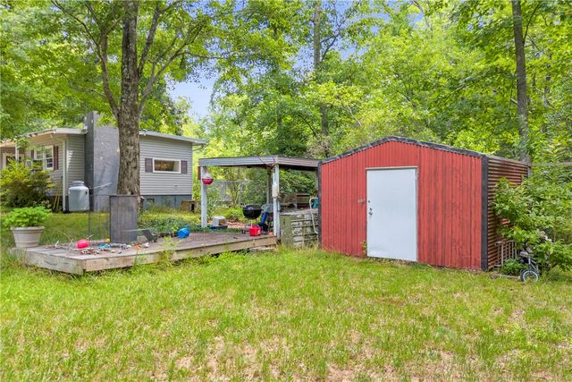490 Lisa Lane, Mountain Rest, SC 29664