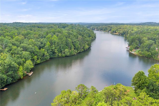 490 Lisa Lane, Mountain Rest, SC 29664