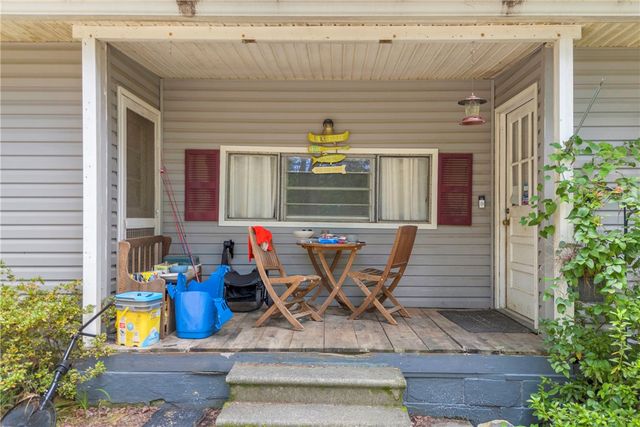 490 Lisa Lane, Mountain Rest, SC 29664