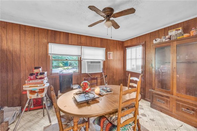 490 Lisa Lane, Mountain Rest, SC 29664