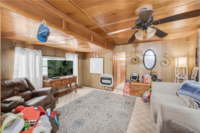 490 Lisa Lane, Mountain Rest, SC 29664