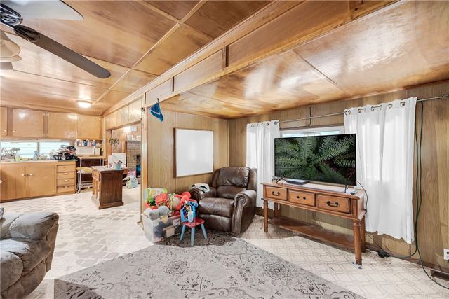 490 Lisa Lane, Mountain Rest, SC 29664