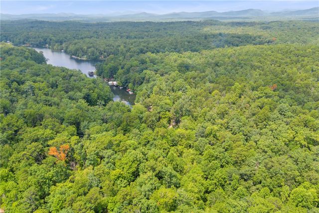 490 Lisa Lane, Mountain Rest, SC 29664