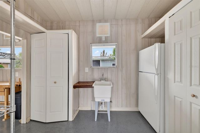 720 BENGAL AVENUE, Tavares, FL 32778