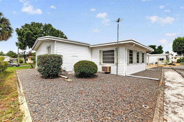 720 BENGAL AVENUE, Tavares, FL 32778