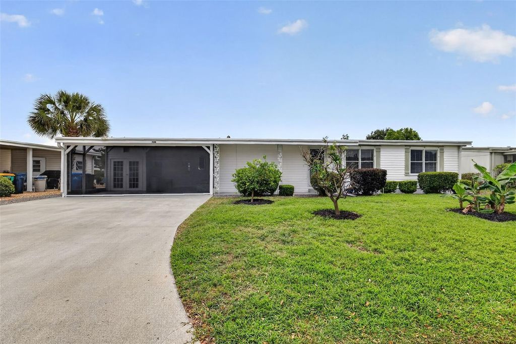 720 BENGAL AVENUE, Tavares, FL 32778