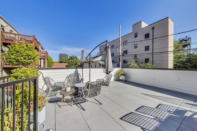 1363 W Hubbard Street 1, Chicago, IL 60642