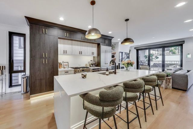 1363 W Hubbard Street 1, Chicago, IL 60642