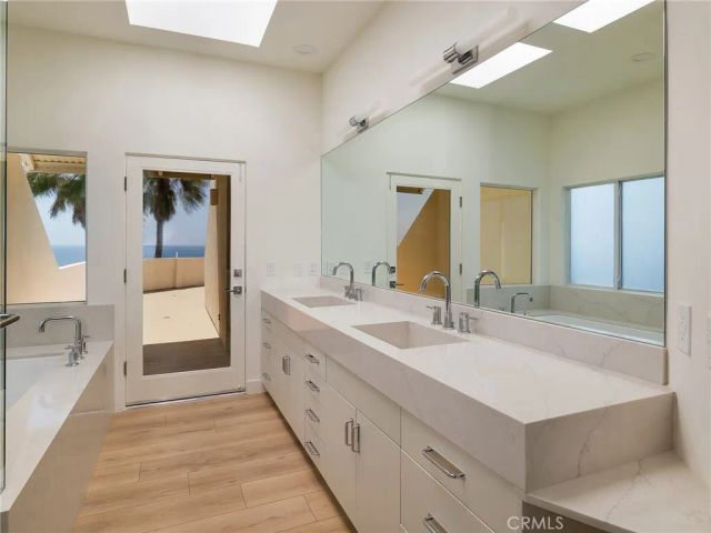 7331 Vista Del Mar Lane, Playa Del Rey, CA 90293